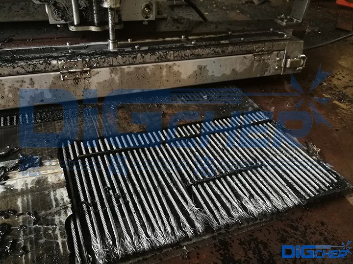 D1200-1520輸煤皮帶自動(dòng)剝離機(jī)剝離效果