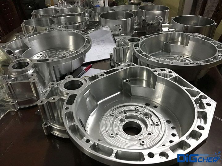 發(fā)動機零部件